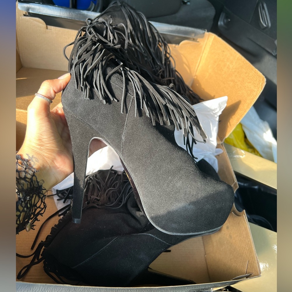 Mojo Moxy Black Suede Layered Fringe Platform Heel Boots